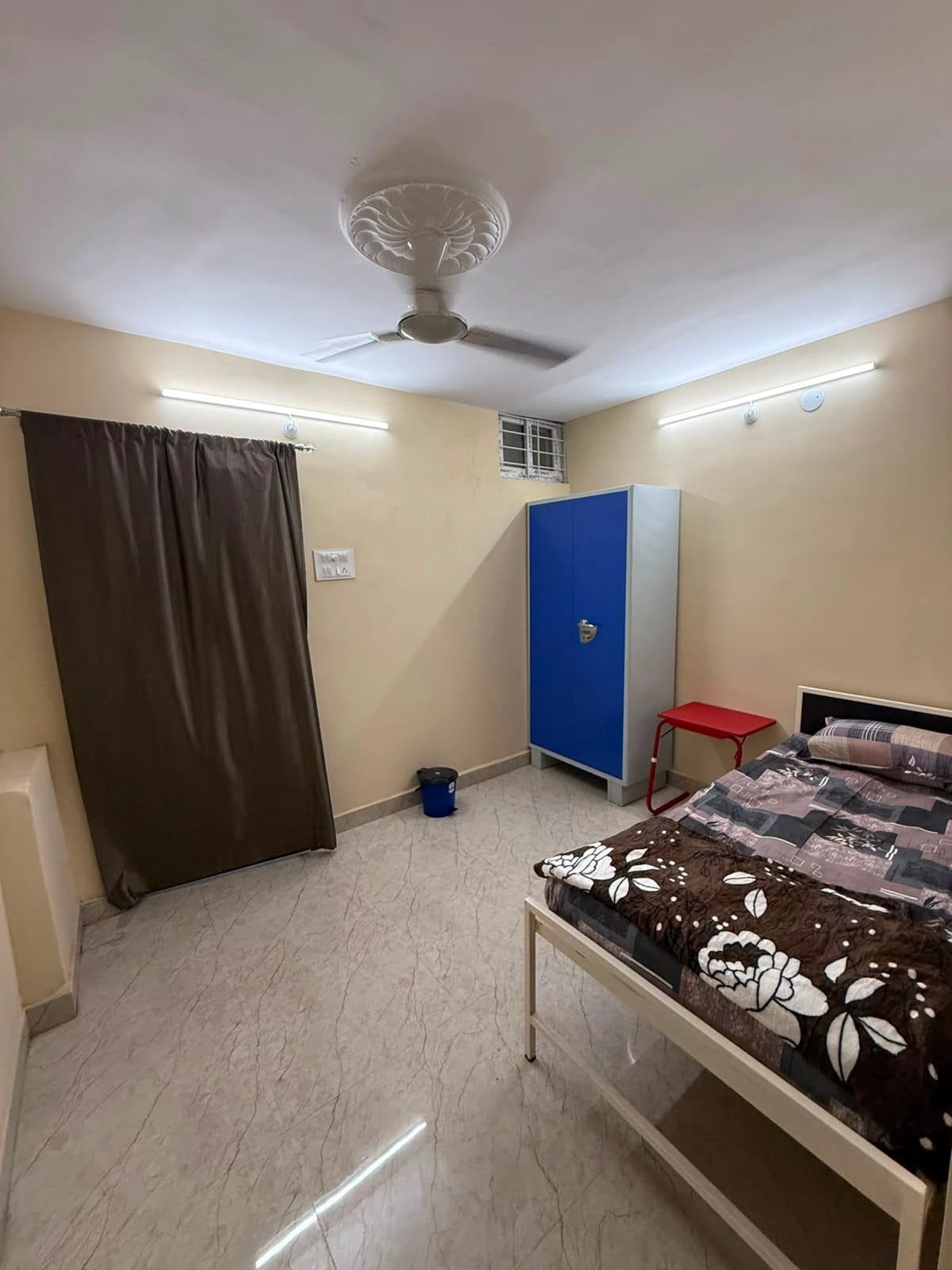 PG hostel for Rent image 12