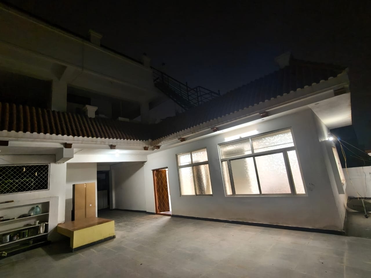 2BHK penthouse for rent image 15