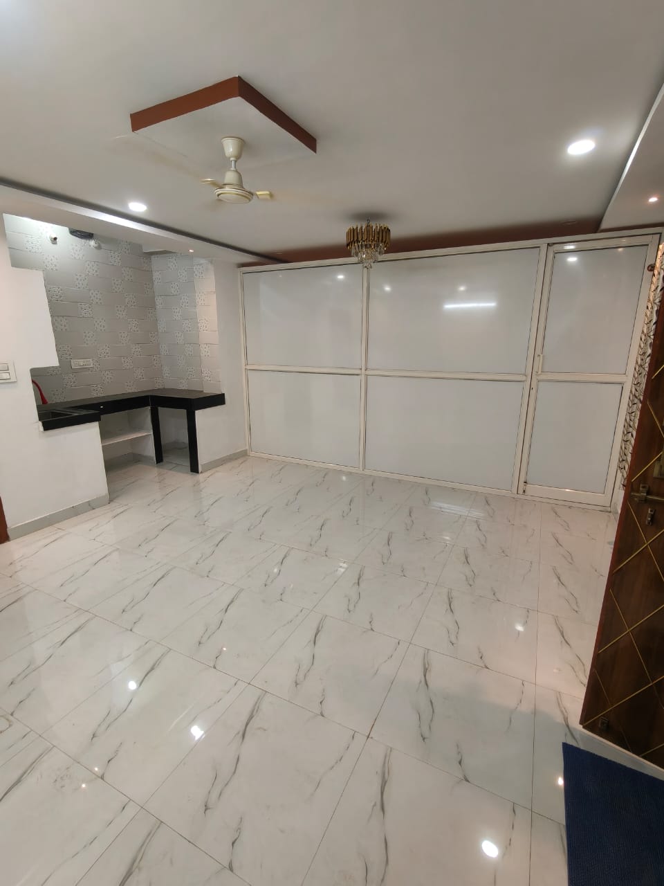 2BHK penthouse for rent image 9