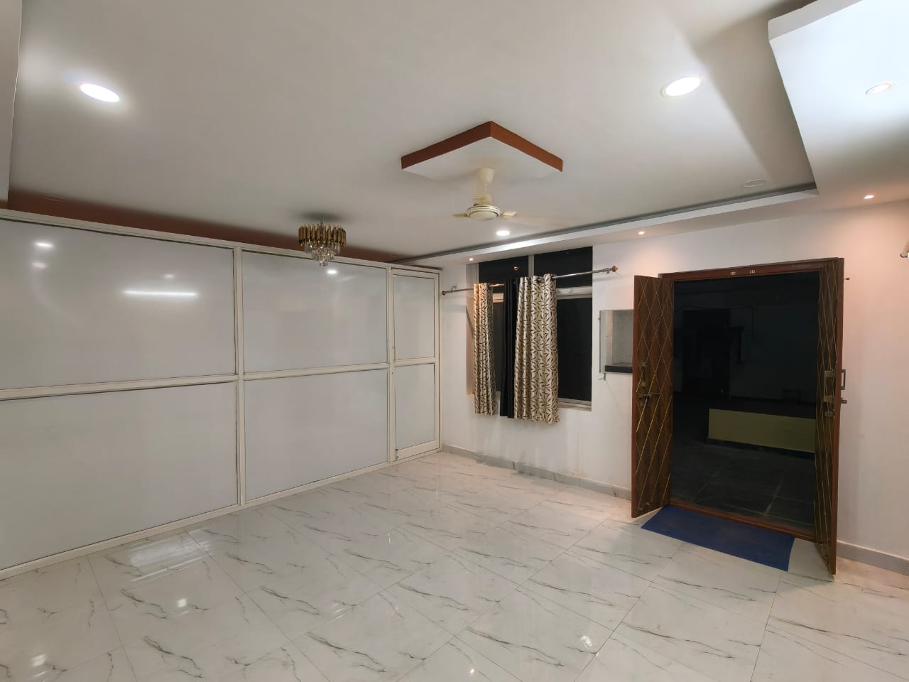 2BHK penthouse for rent image 10
