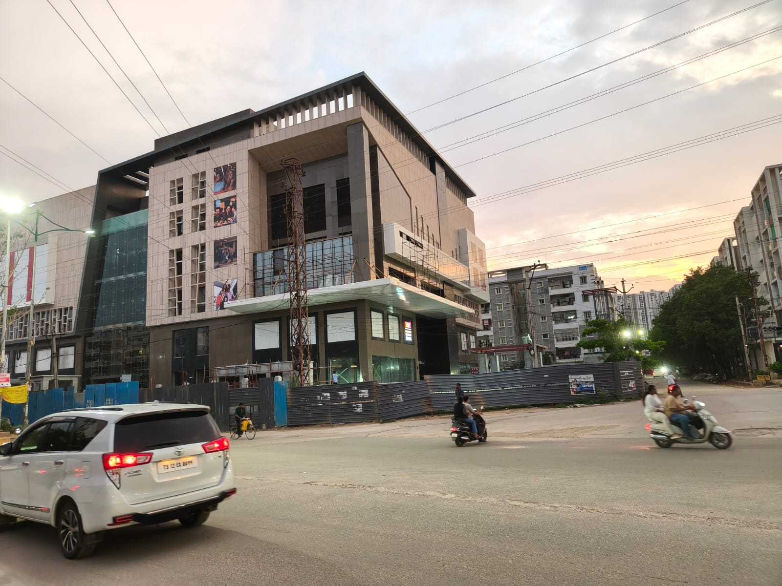 Commercial Complex for Lease in Alkapur Township image 1