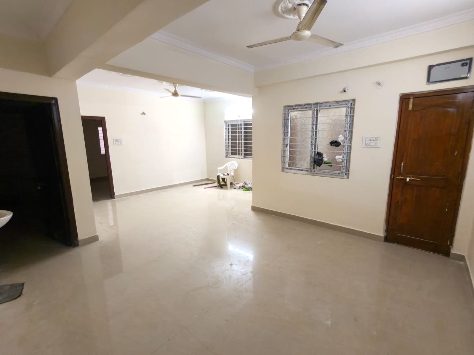 3 BHK Flat for Rent in Madina Towers, Shaikpet image 2