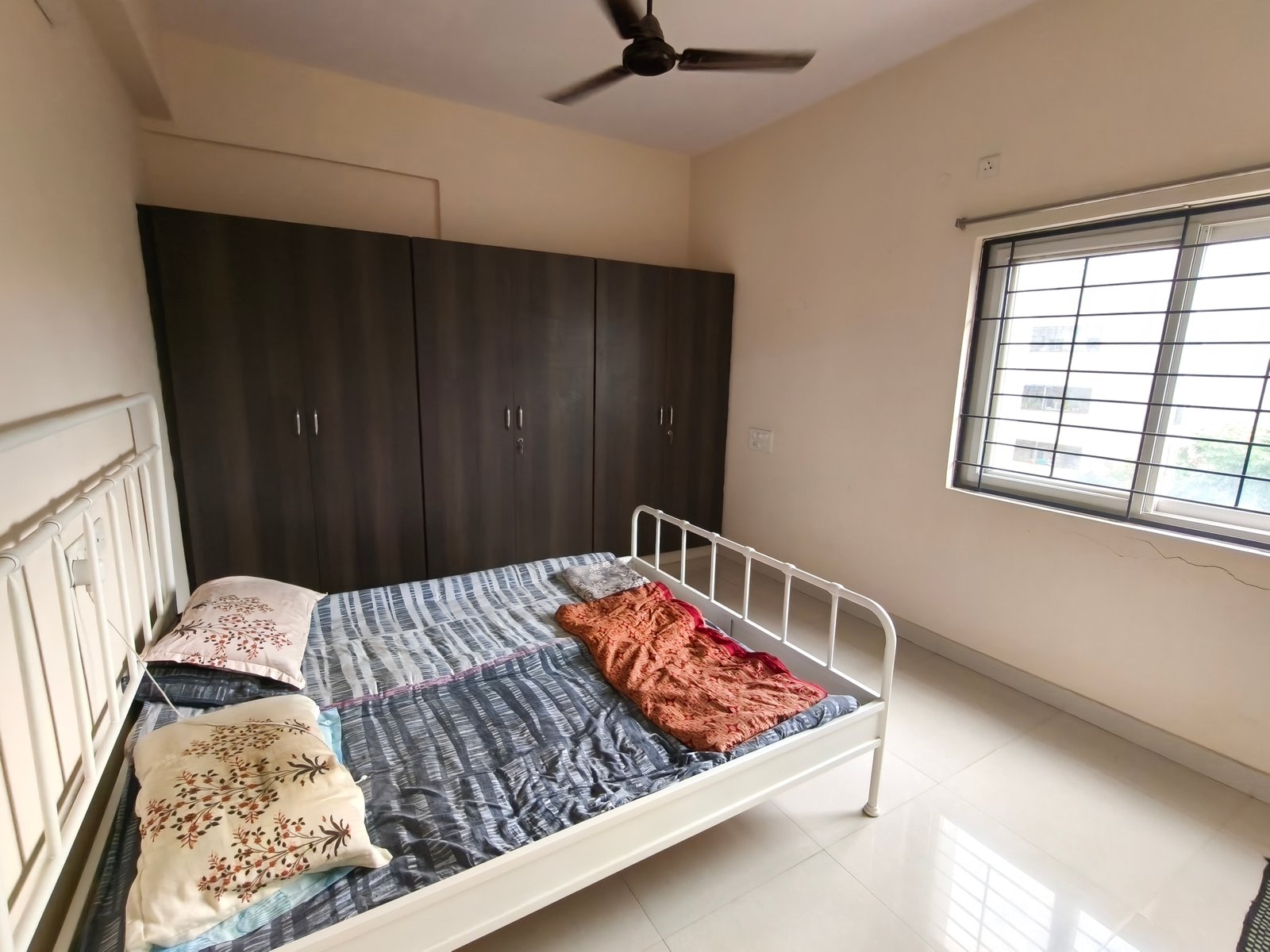 2bhk Flat For Sharing image 8