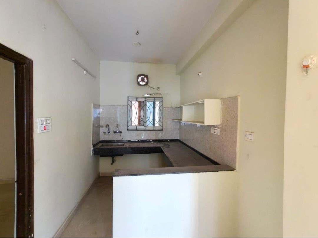 2BHK Penthouse For Rent In Puppalguda image 2