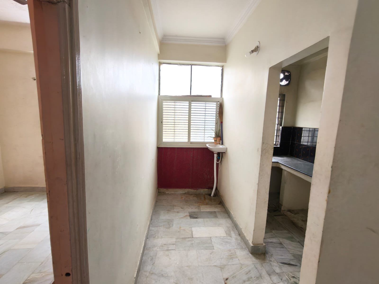2BHK flat for rent in puppalguda image 4