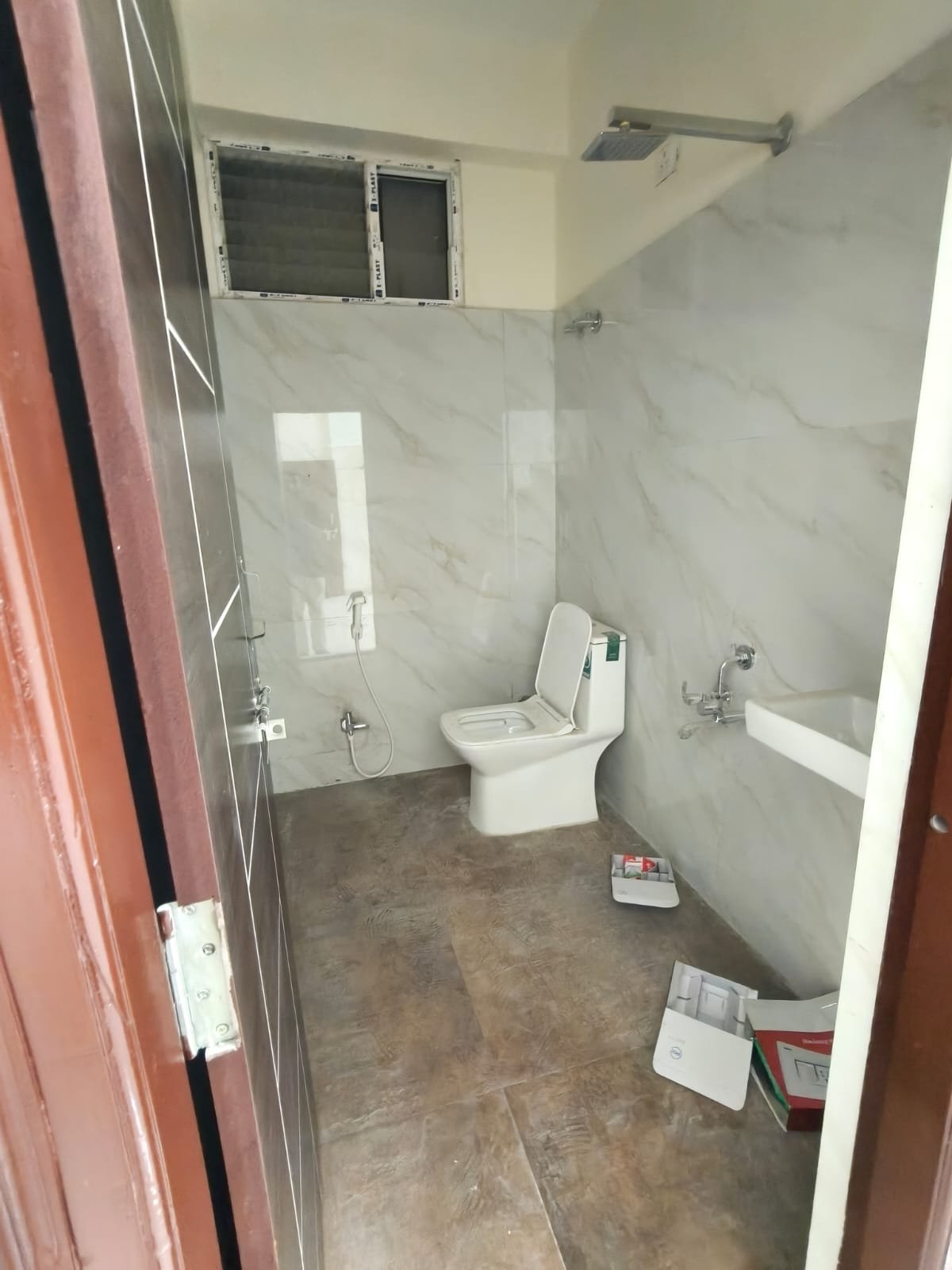 2BHK semi furnished flat for rent in puppalguda image 11