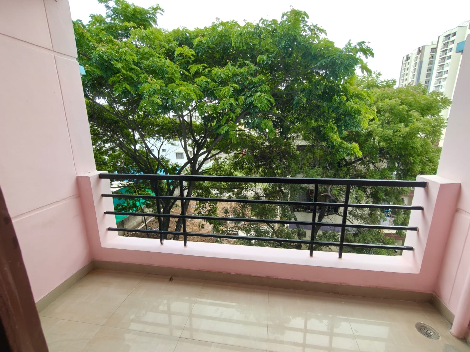 3BHK semi furnished flat for rent in Alkapur Township image 11