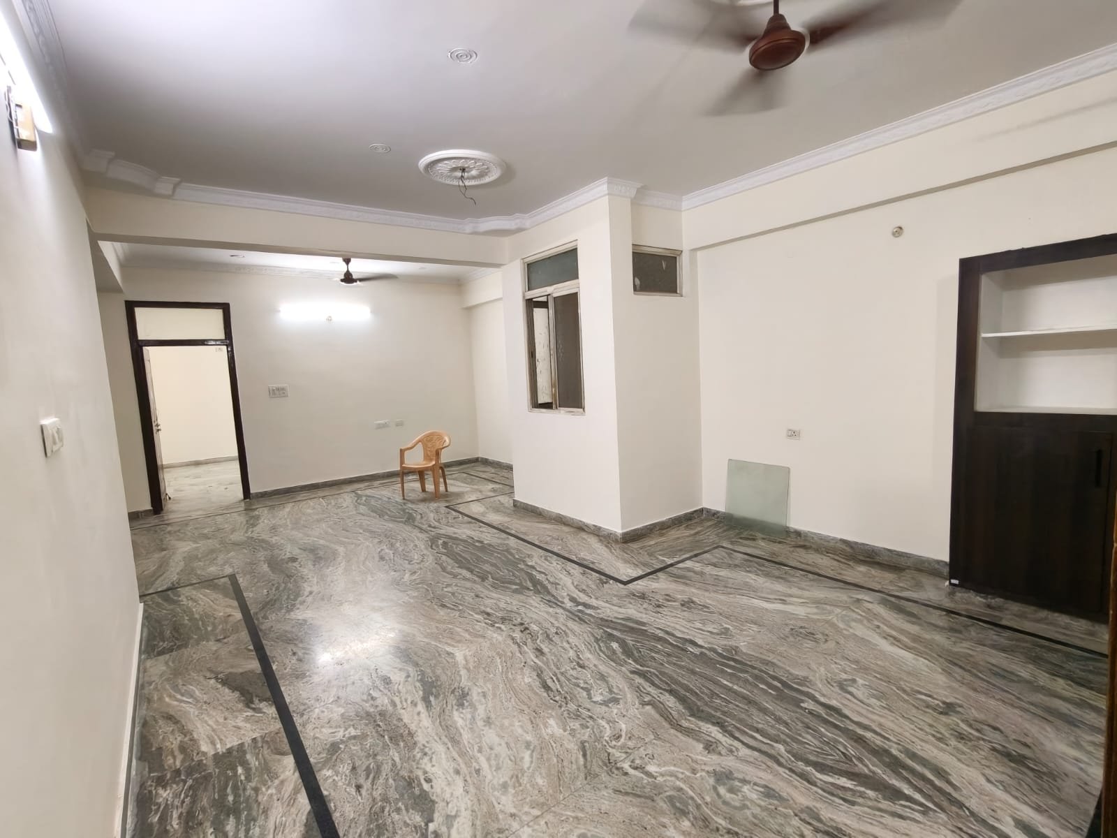 3bhk flat for rent in puppalguda image 1