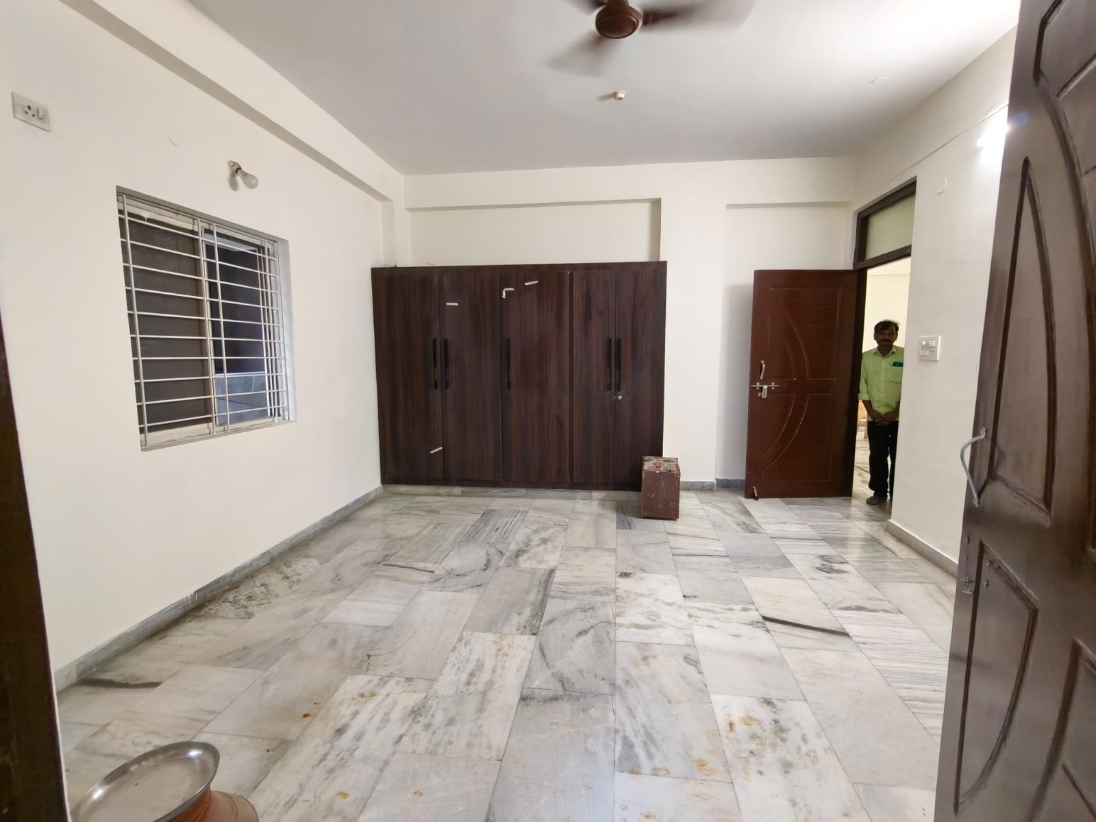 3bhk flat for rent in puppalguda image 9
