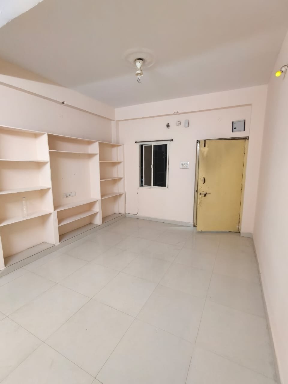 2bhk flat for rent in Alkapur Township image 3