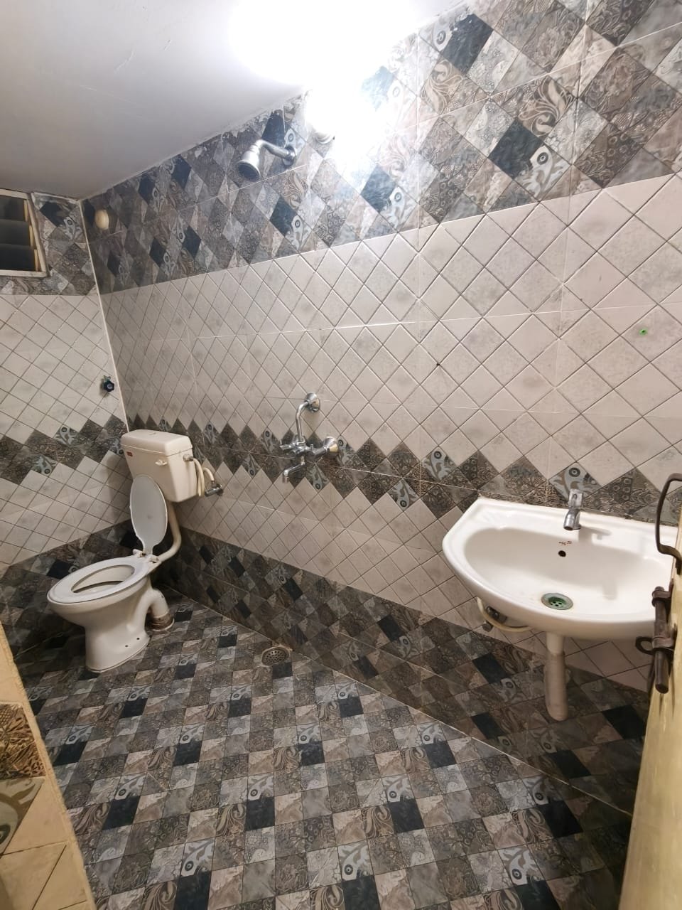 2bhk flat for rent in Alkapur Township image 6