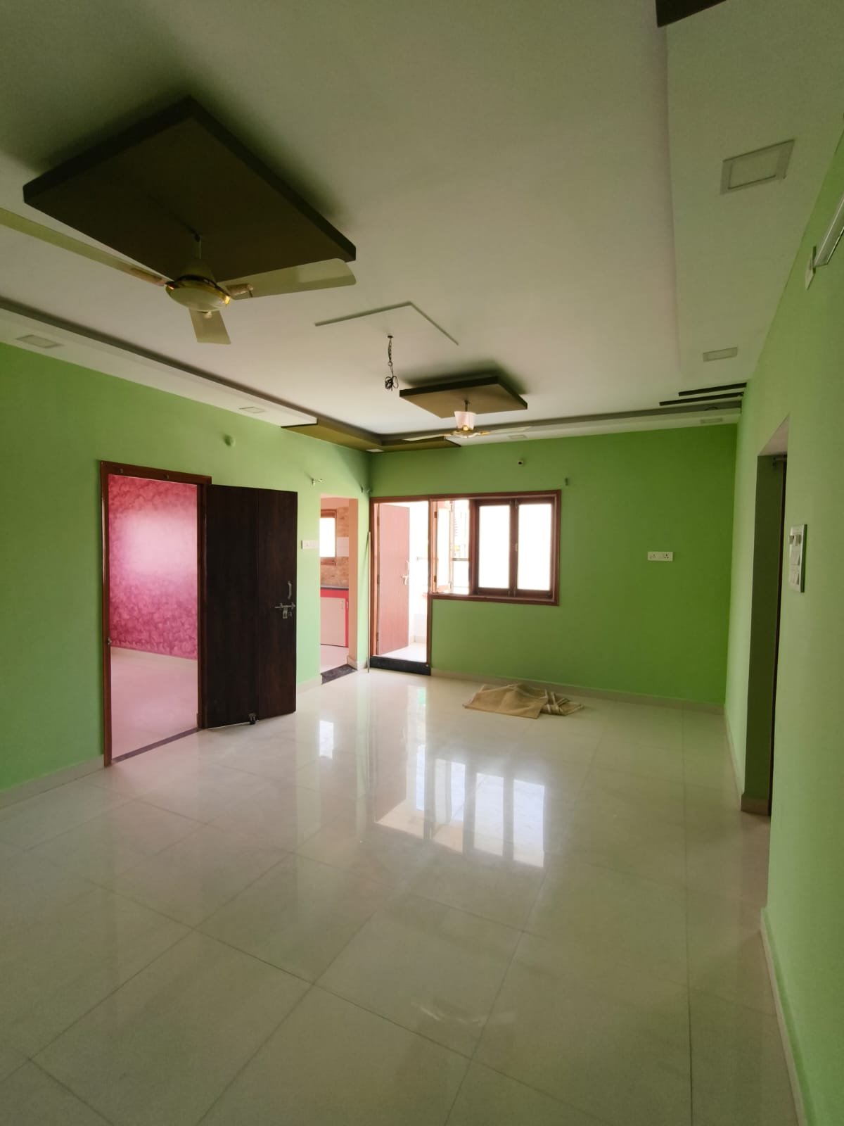 3BHK semi furnished flat for rent in puppalguda image 4