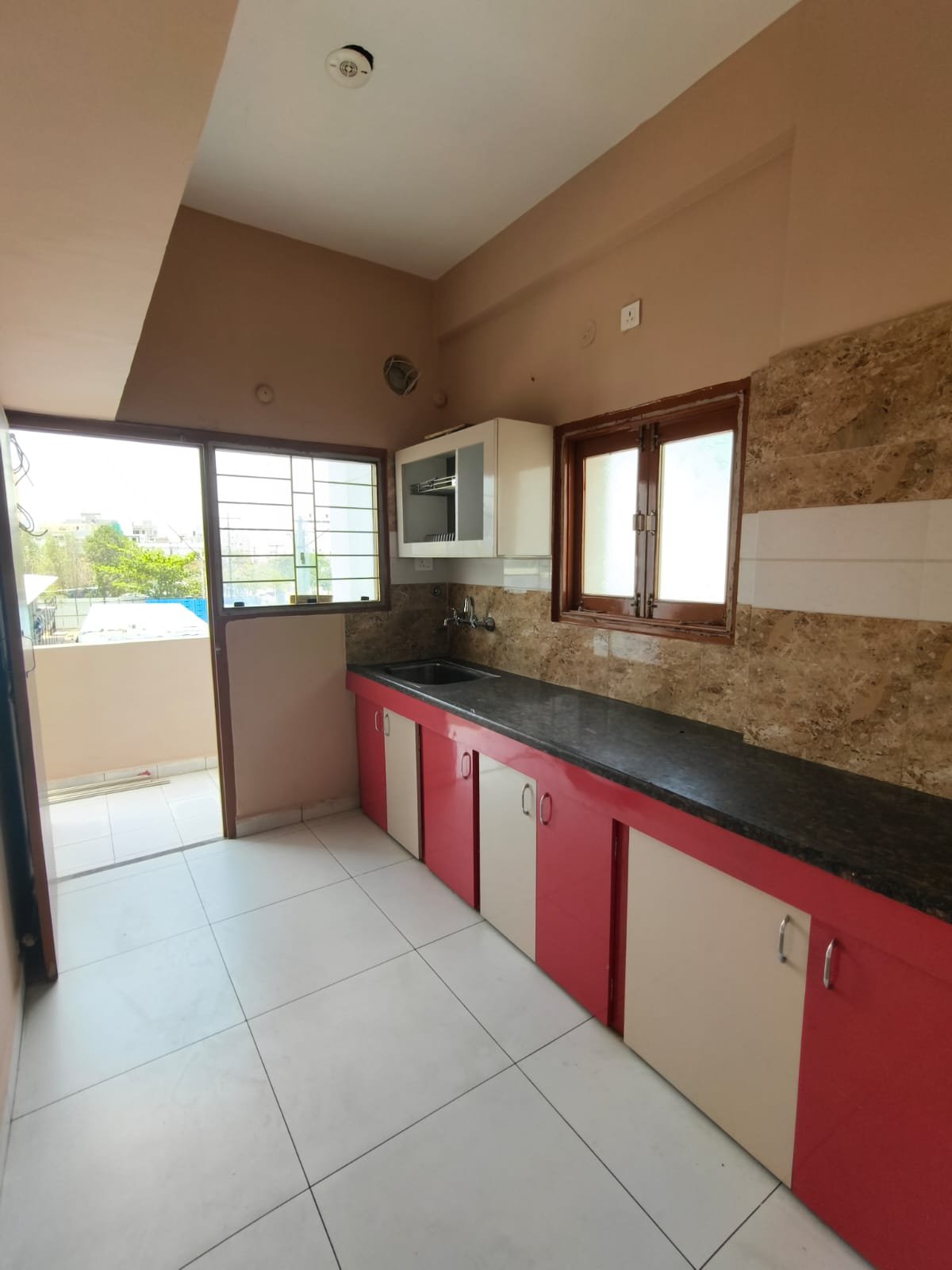 3BHK semi furnished flat for rent in puppalguda image 8