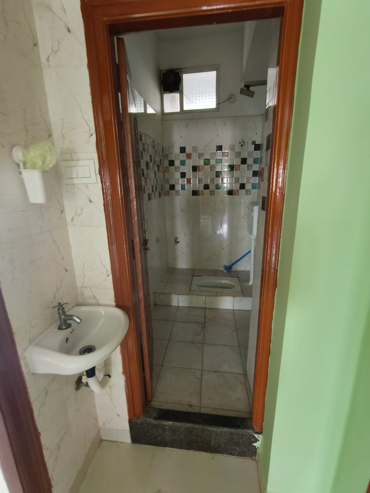 3BHK semi furnished flat for rent in puppalguda image 7