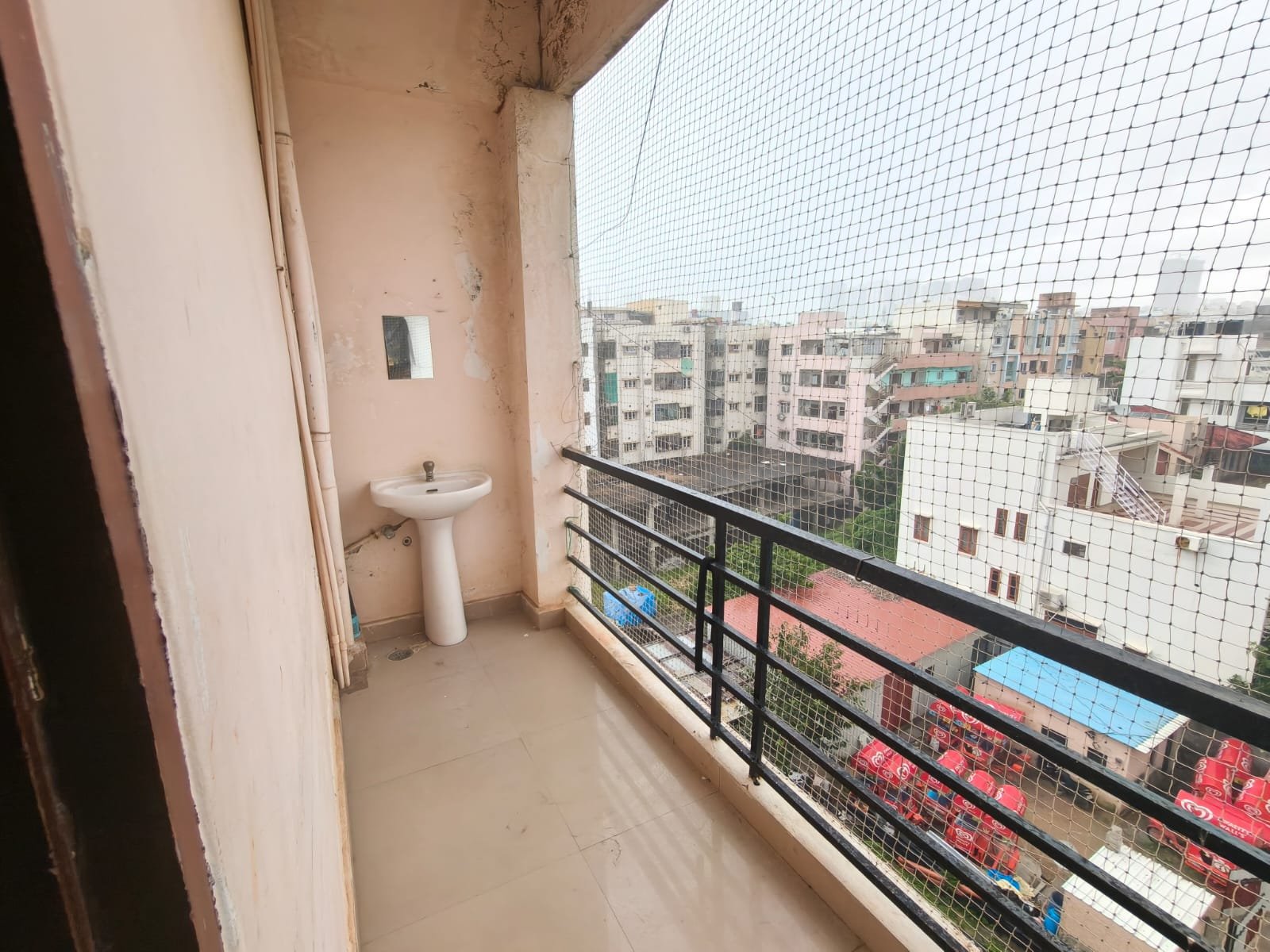3 BHK Flat For Rent in Puppalguda image 11