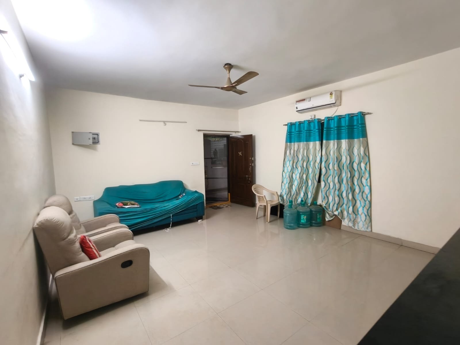 3bhk flat for rent in puppalguda image 1