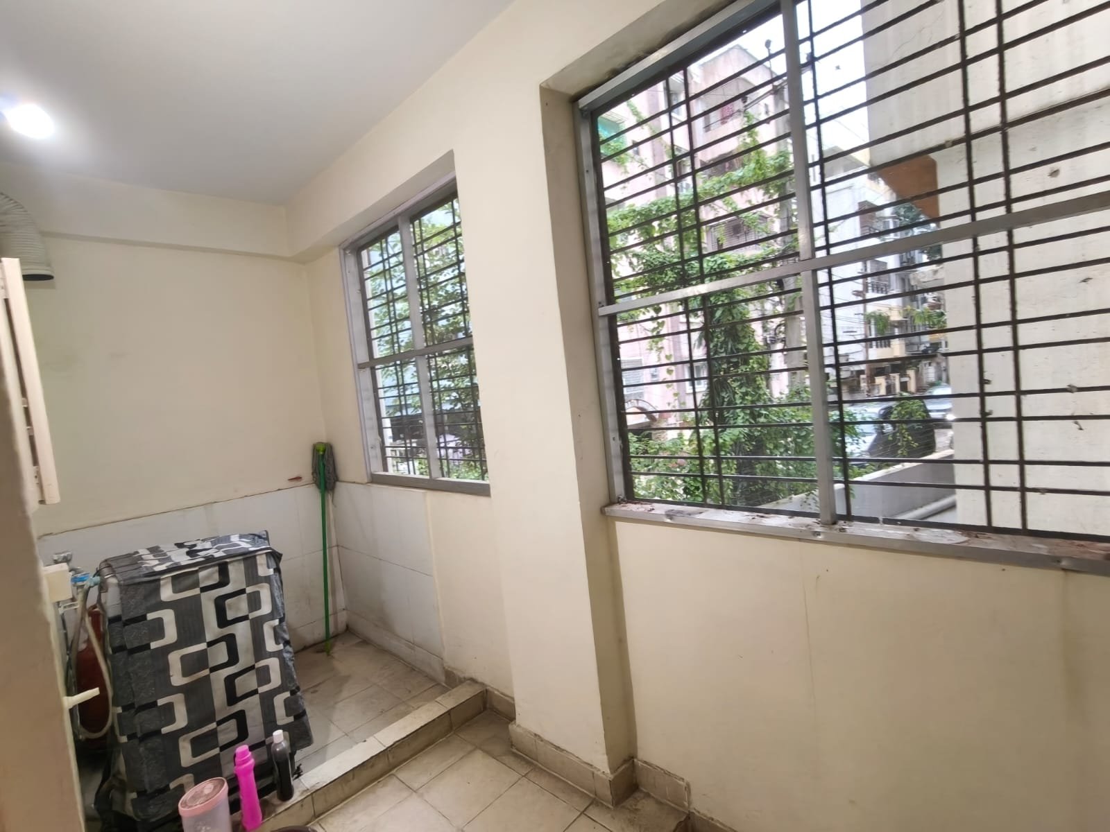 3bhk flat for rent in puppalguda image 11