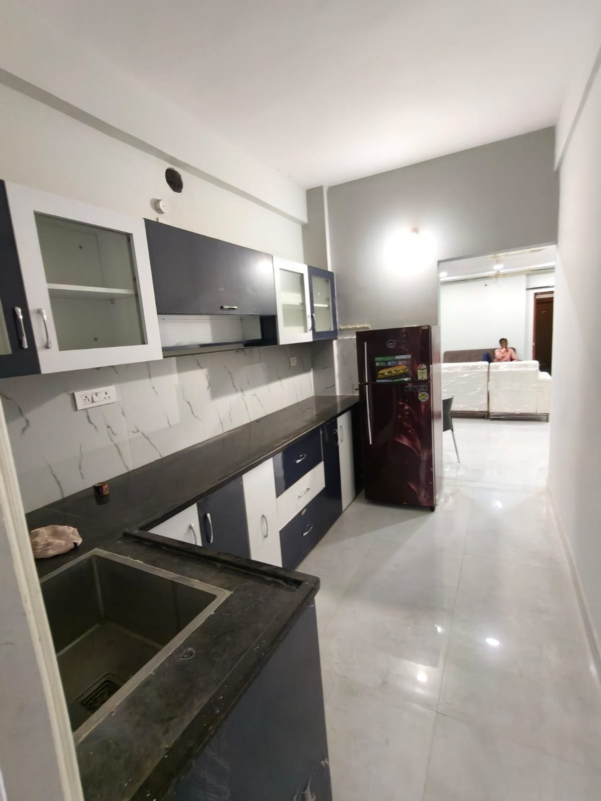 3BHK semi furnished flat for rent in Tolichowki image 2
