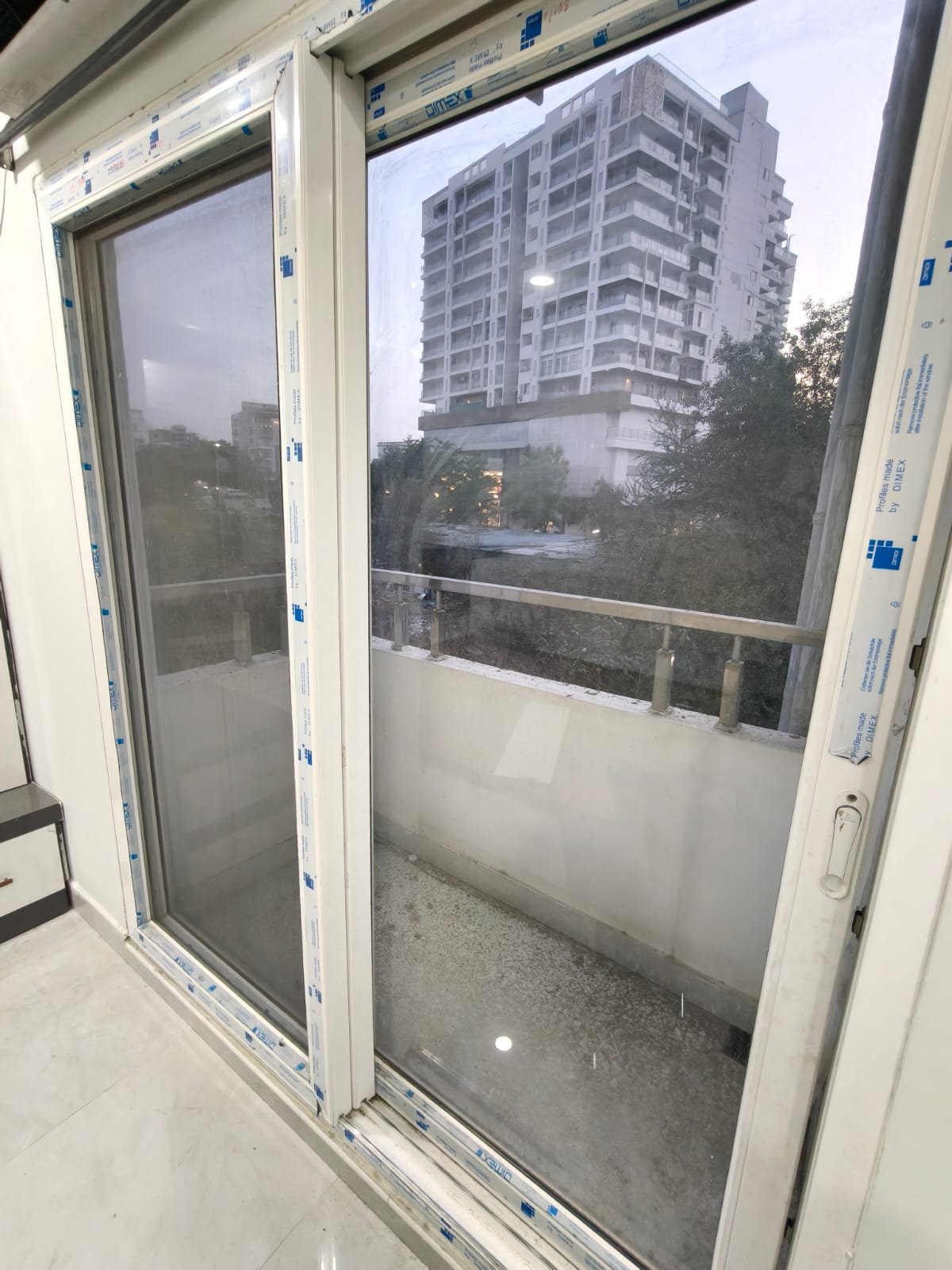 3BHK semi furnished flat for rent in Tolichowki image 7