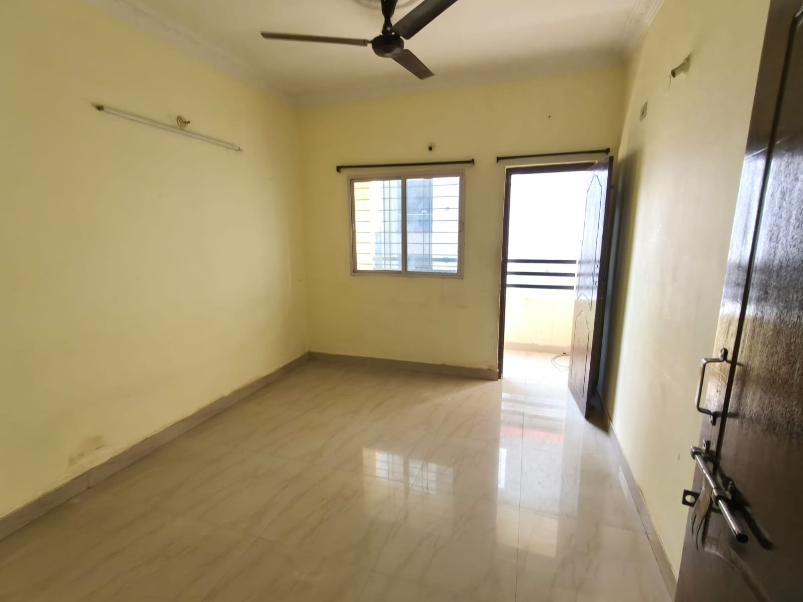 3bhk Flat for rent in Tolichowki image 6