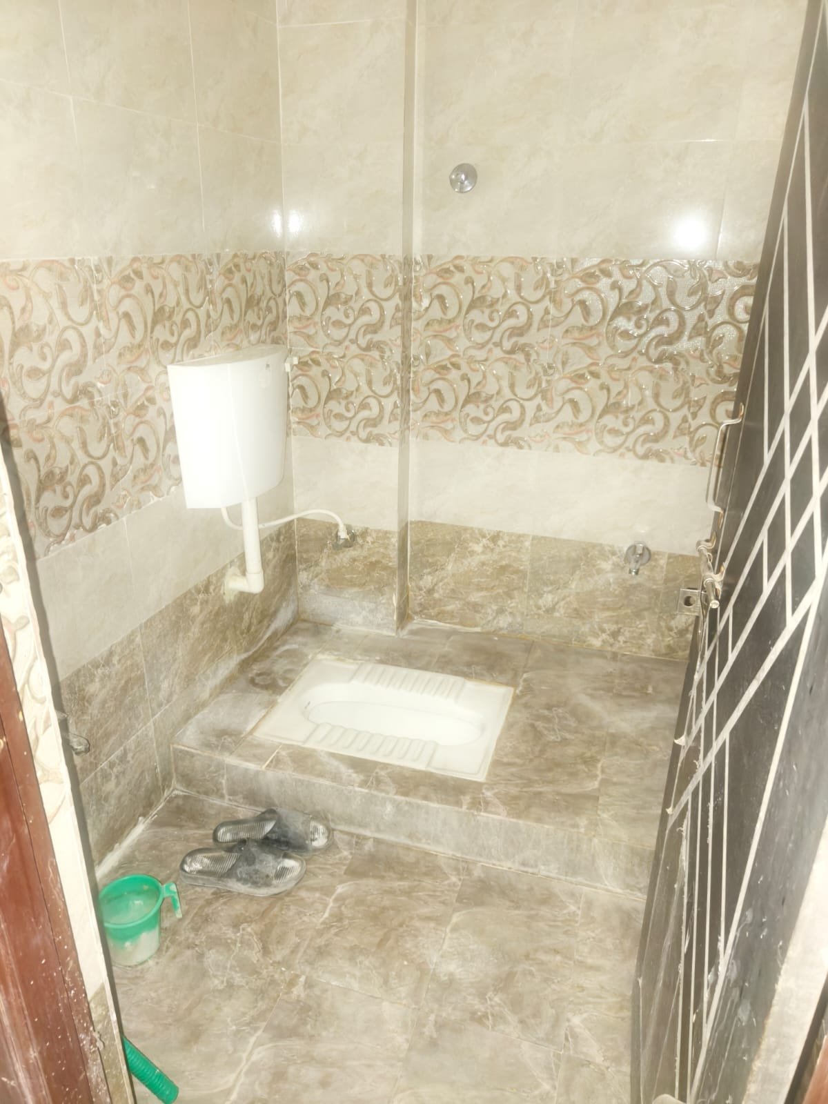 3bhk flat for rent in tolichowki image 2