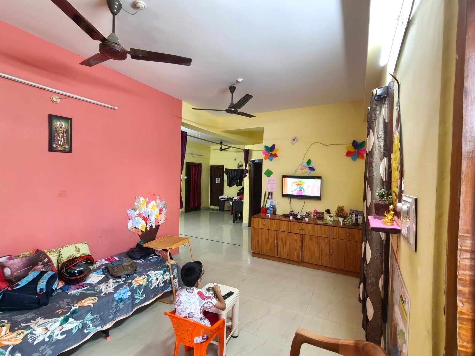 3Bhk Semi Furnished Flat For Rent image 1