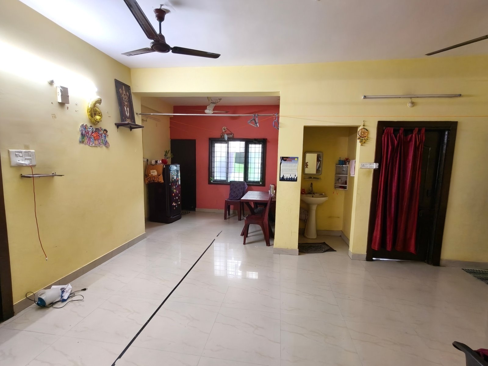 3Bhk Semi Furnished Flat For Rent image 9