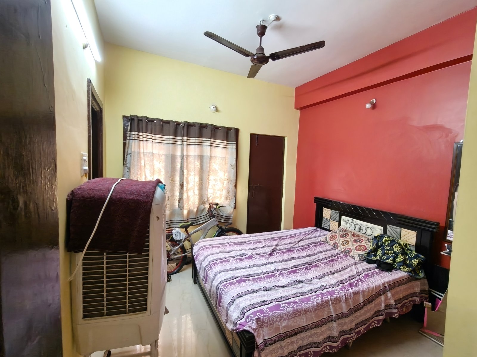 3Bhk Semi Furnished Flat For Rent image 4