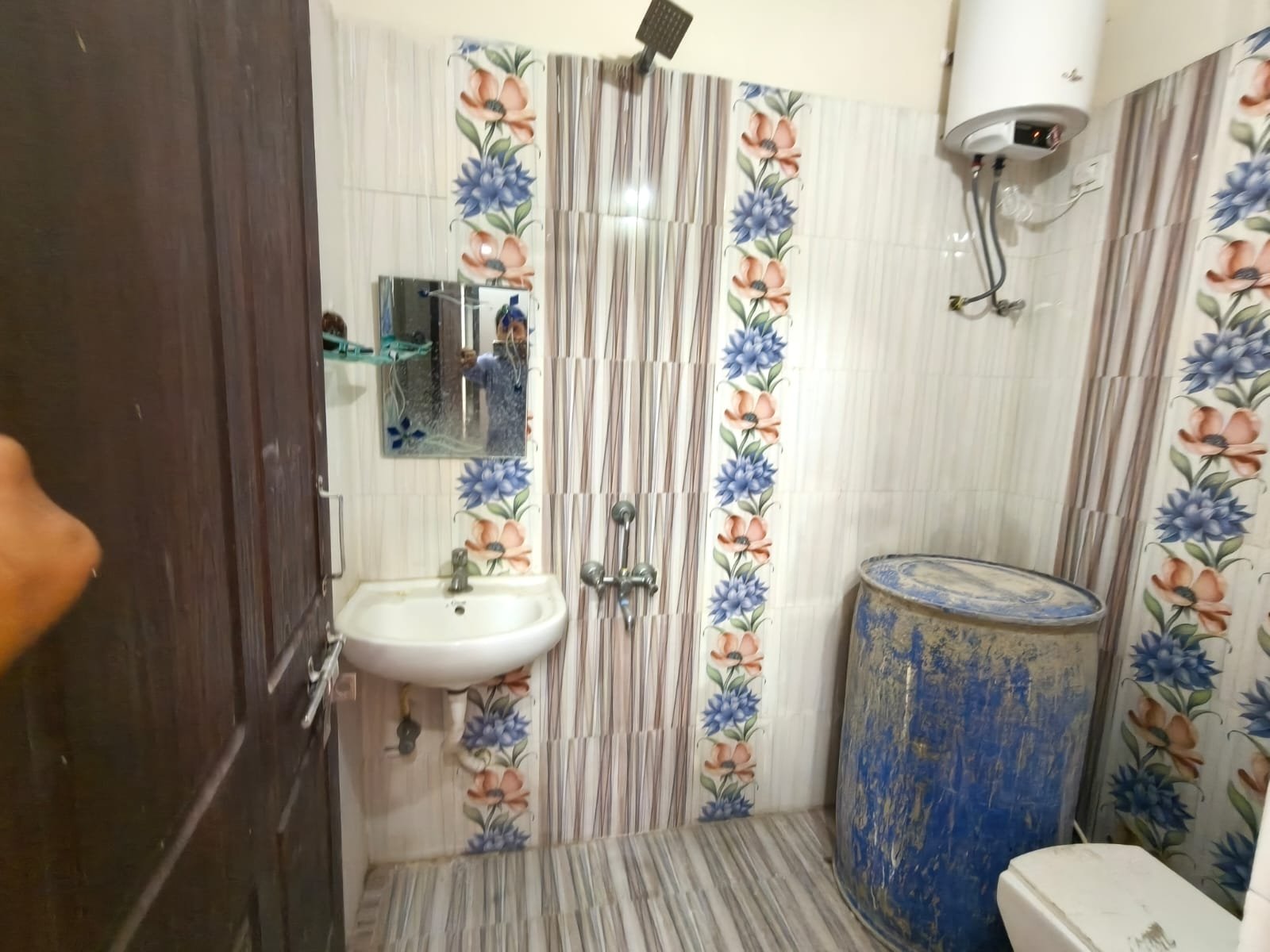 3BHK Flat for rent in shaikpet image 9
