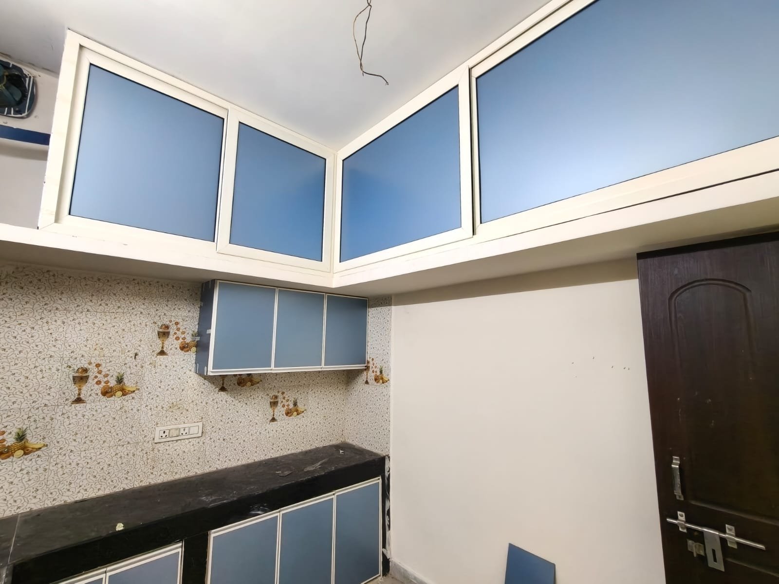 3BHK Flat for rent in shaikpet image 6