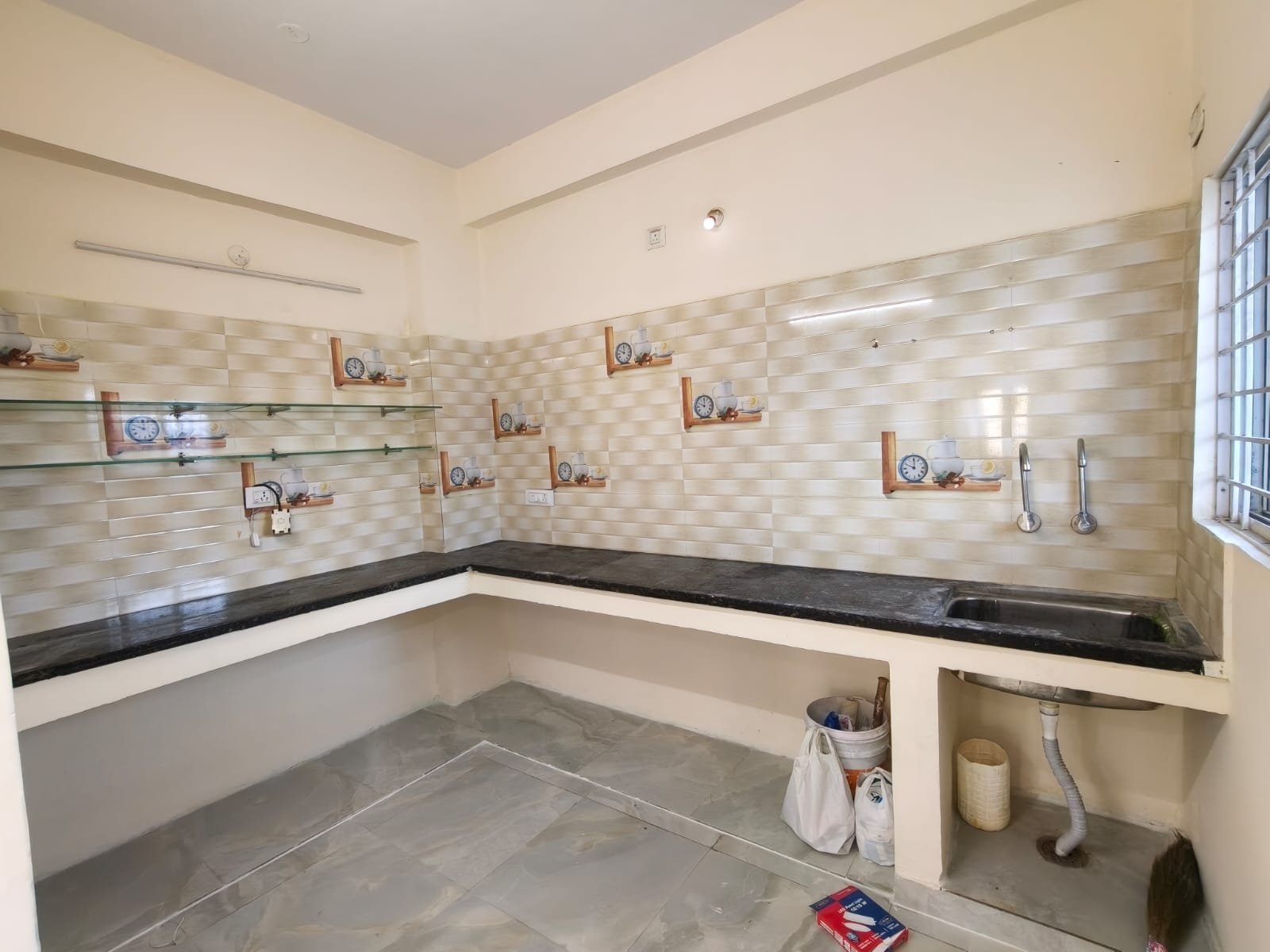 3bhk flat for rent in shaikpet image 2