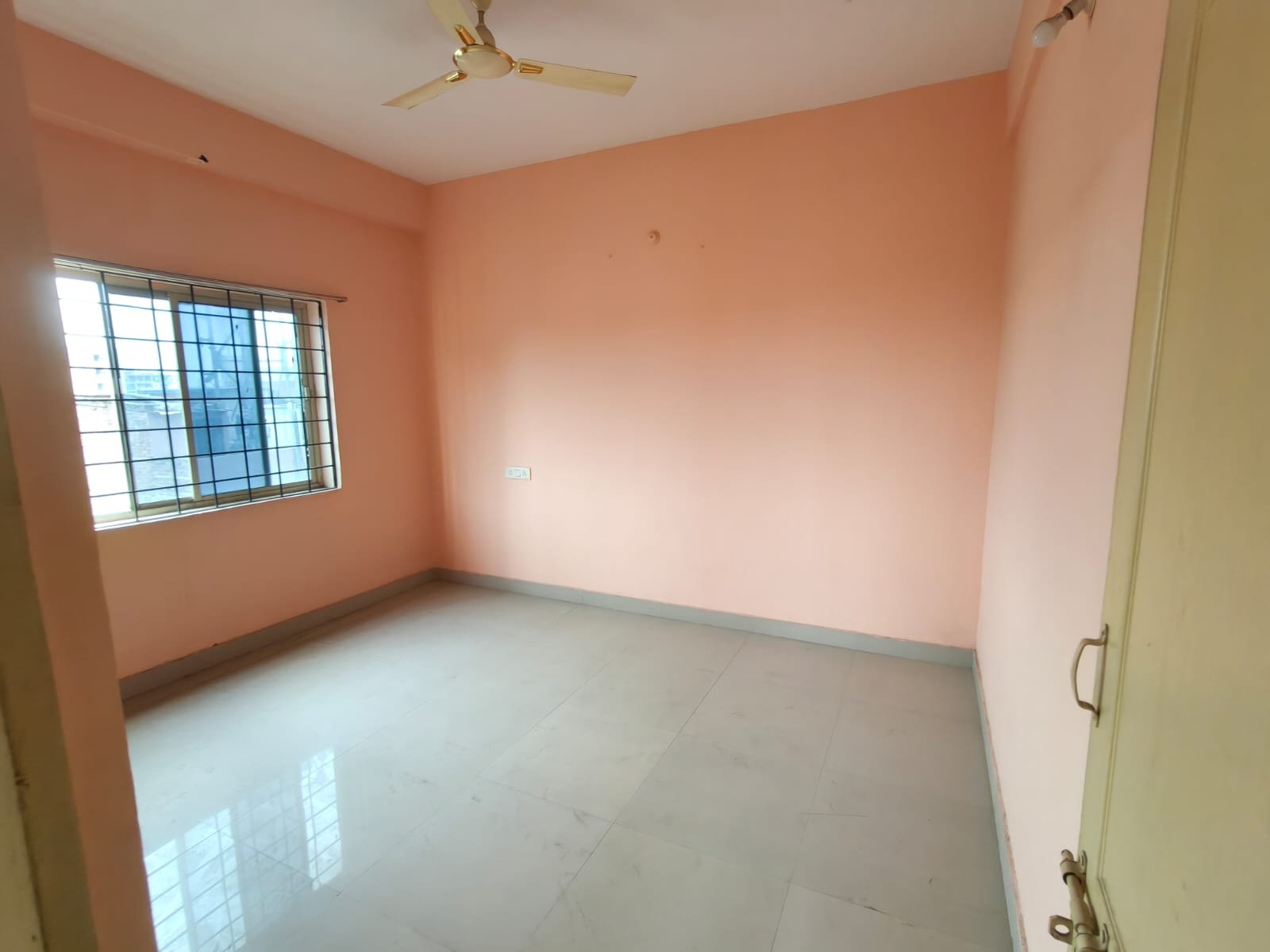2BHK Flat for sale in puppalguda image 4