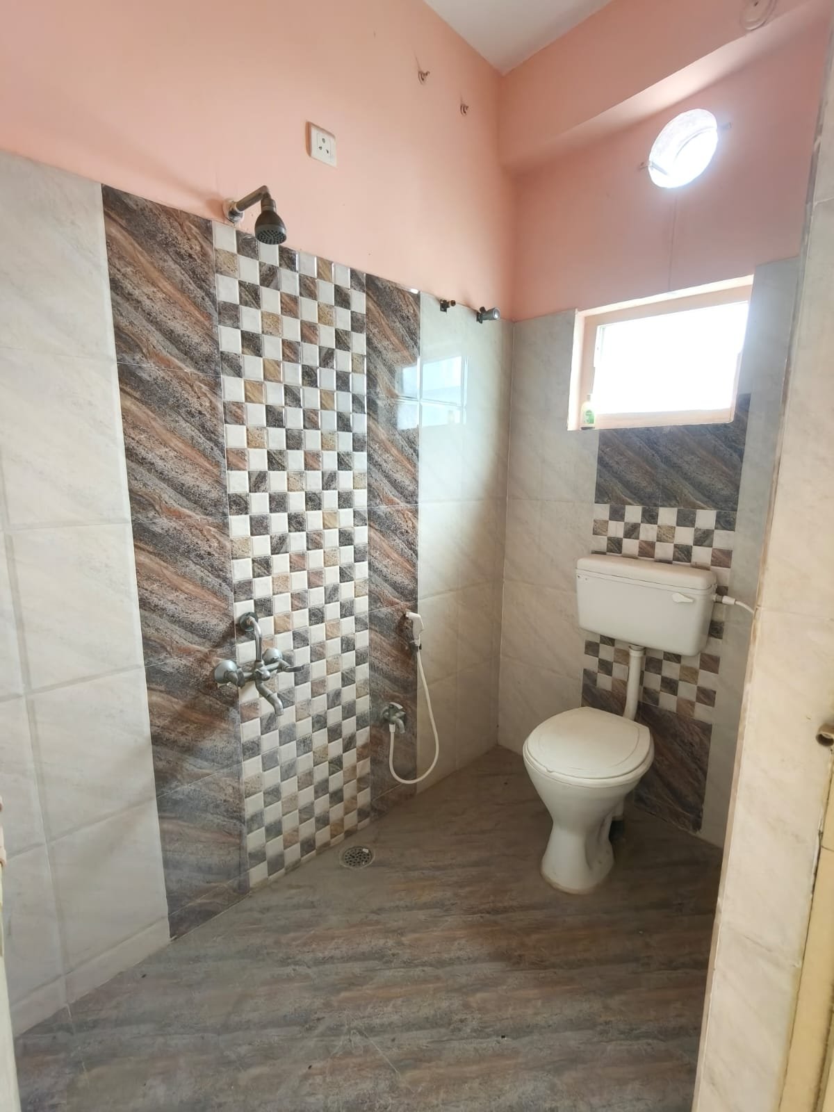 2BHK Flat for sale in puppalguda image 6