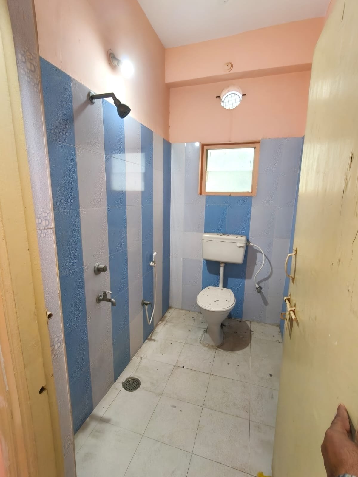 2BHK Flat for sale in puppalguda image 3