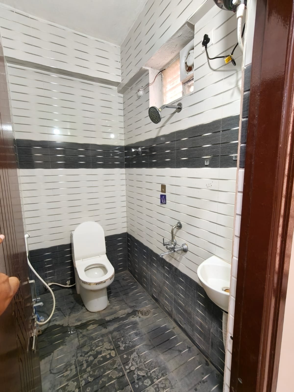 2bhk flat for rent in Shaikpet image 1