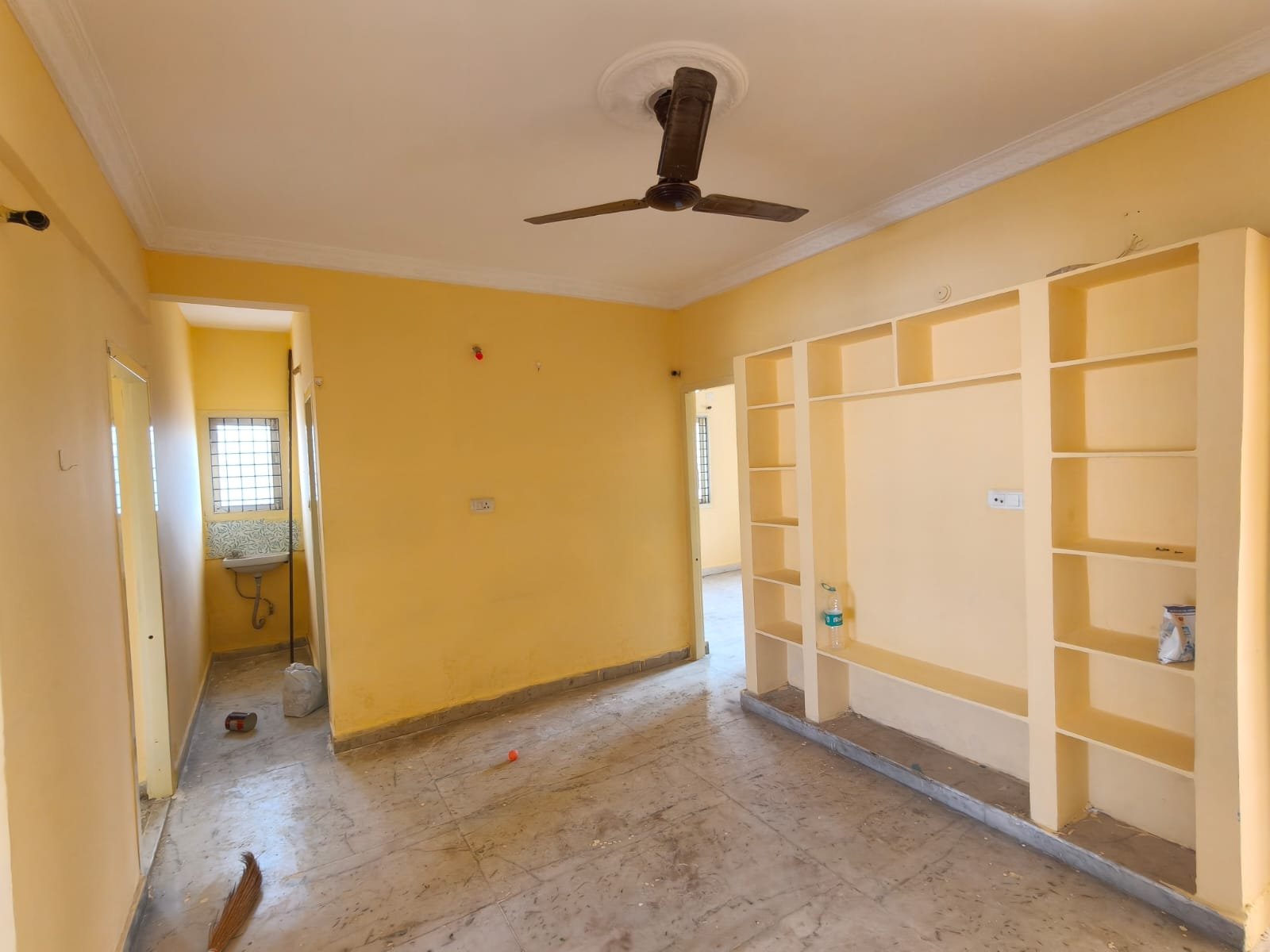 2bhk flat for rent in manikonda image 4
