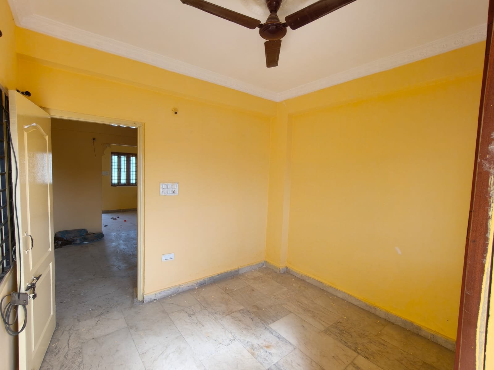 2bhk flat for rent in manikonda image 6