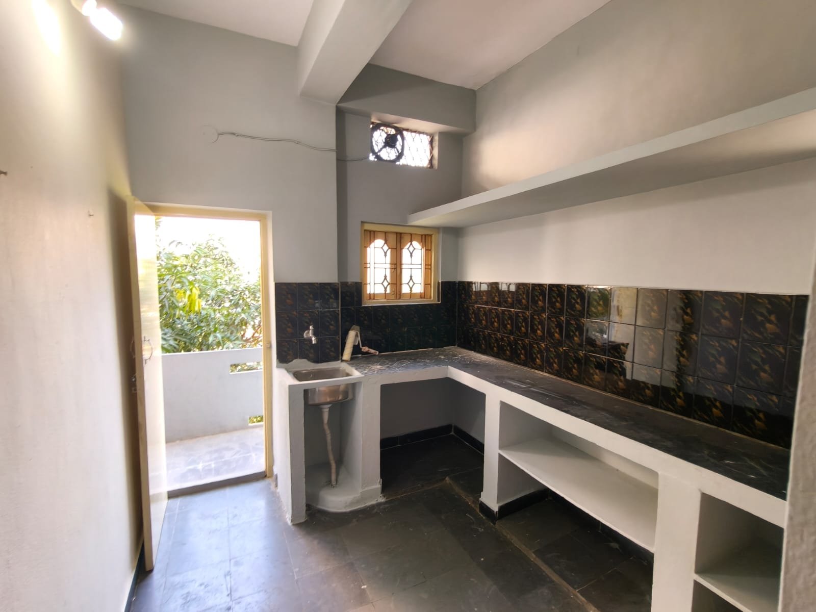 2BHK flat for rent in Manikonda image 2