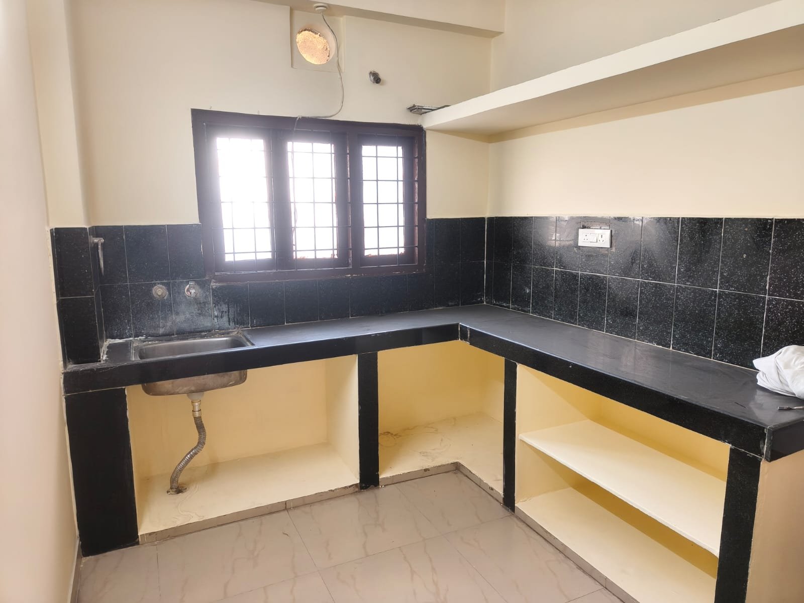 3bhk semi furnished flat for rent in manikonda image 14