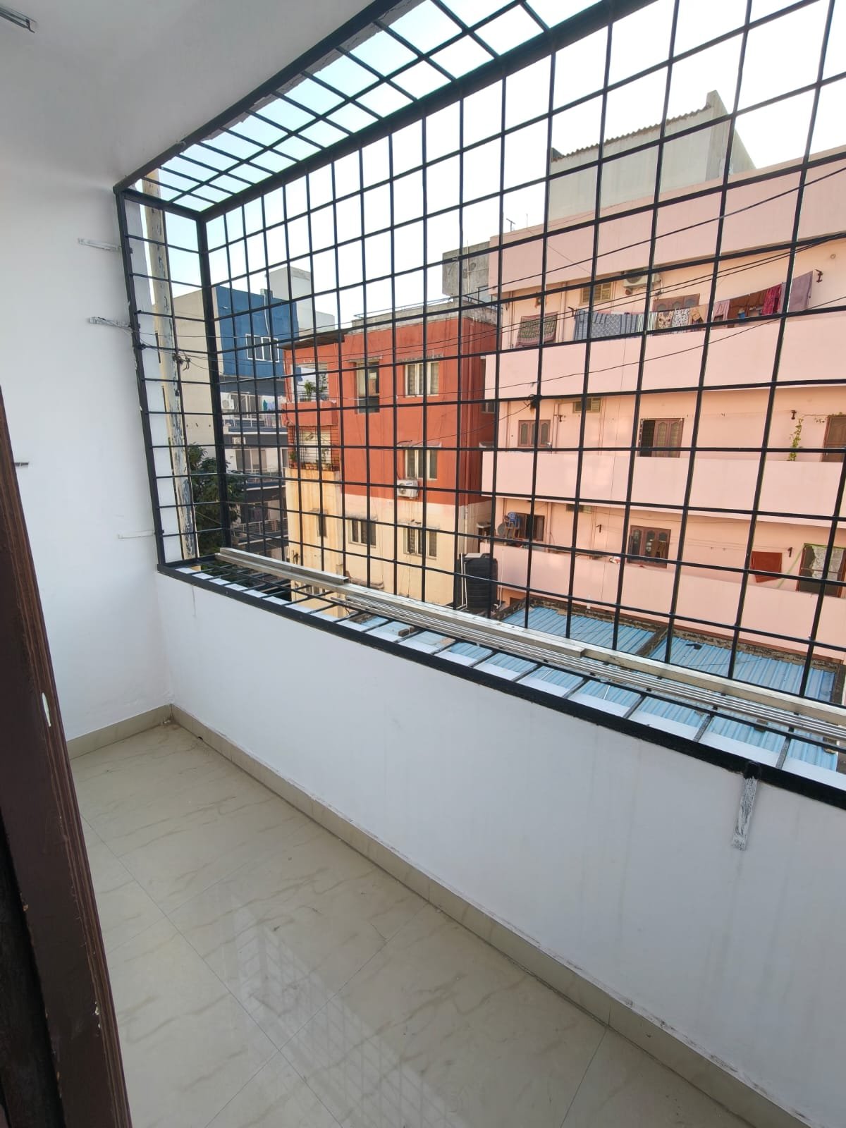 3bhk semi furnished flat for rent in manikonda image 9