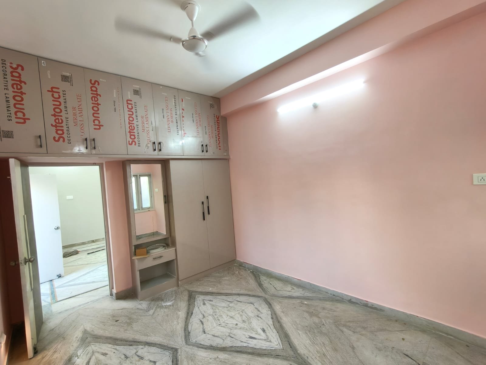 3bhk semi furnished flat for rent in manikonda image 10