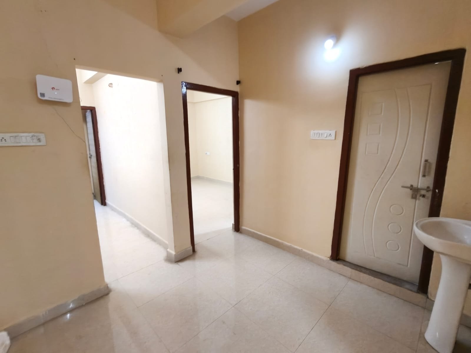 2bhk flat for rent in Shaikpet image 3
