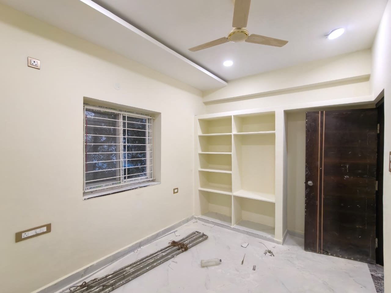 3BHK Brand new flat for rent in puppalguda image 12