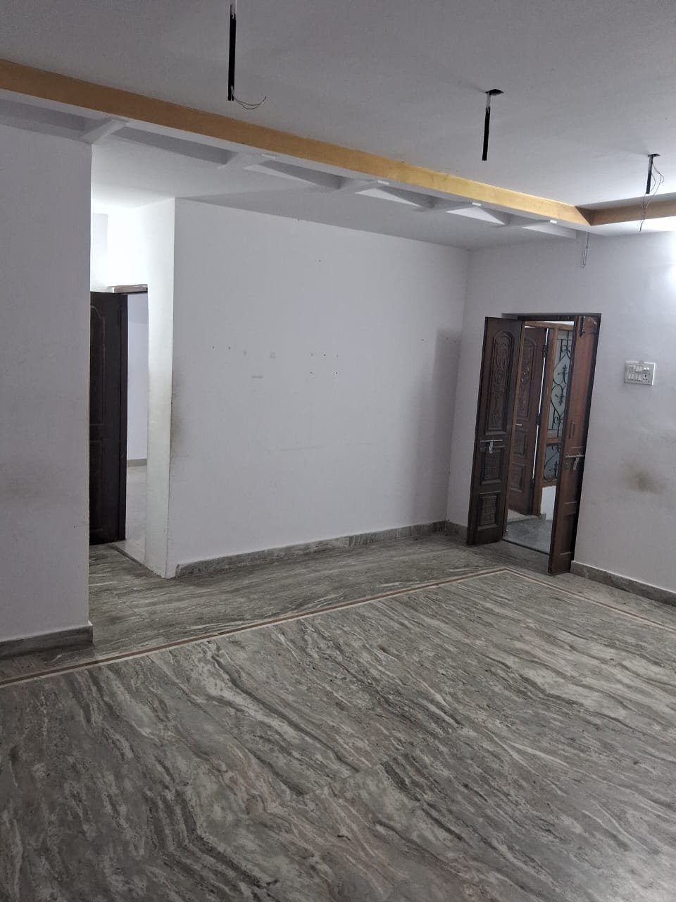 3bhk flat for rent in Tolichowki image 2
