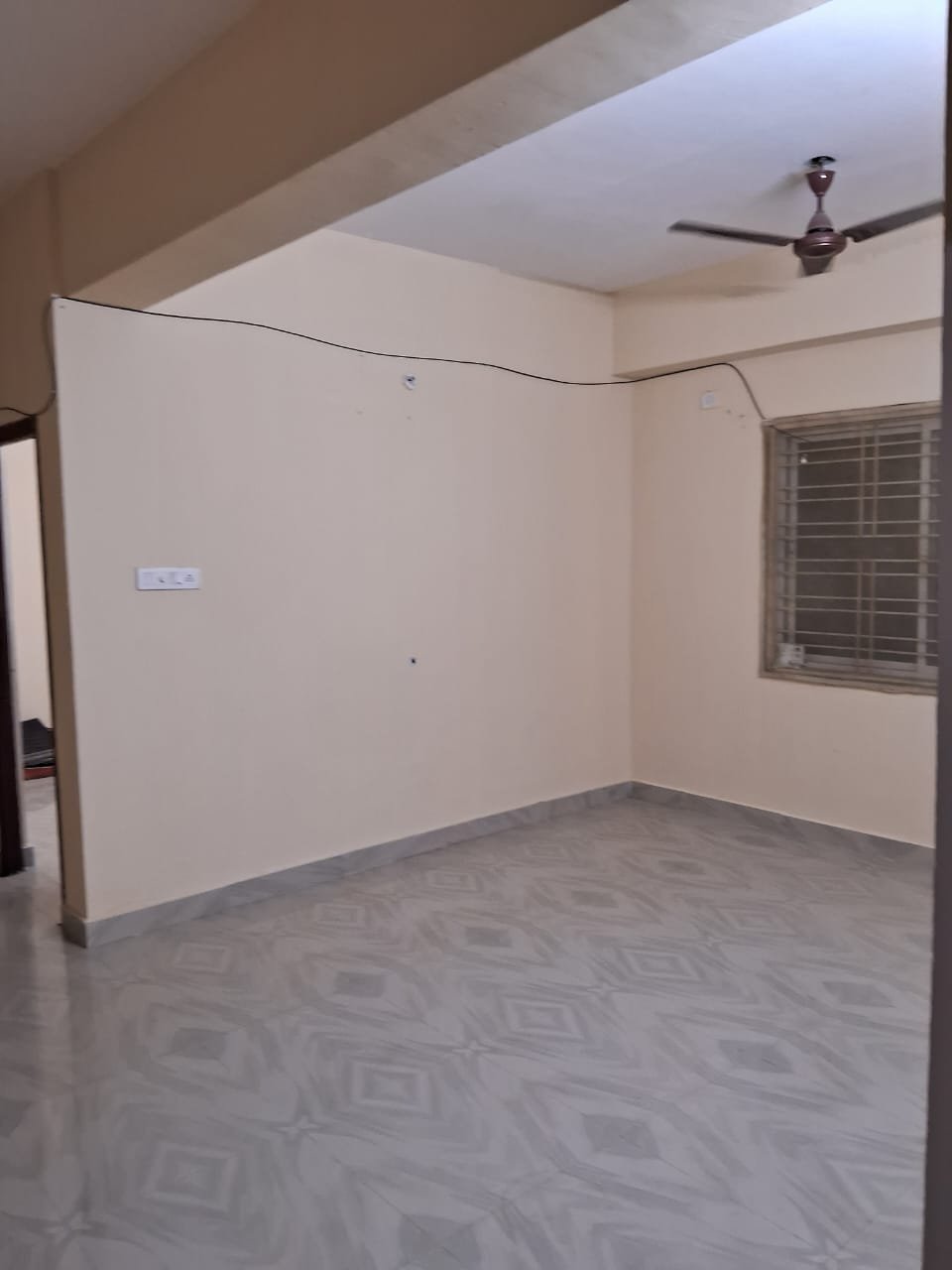 2bhk flat fore rent in shaikpeth image 1