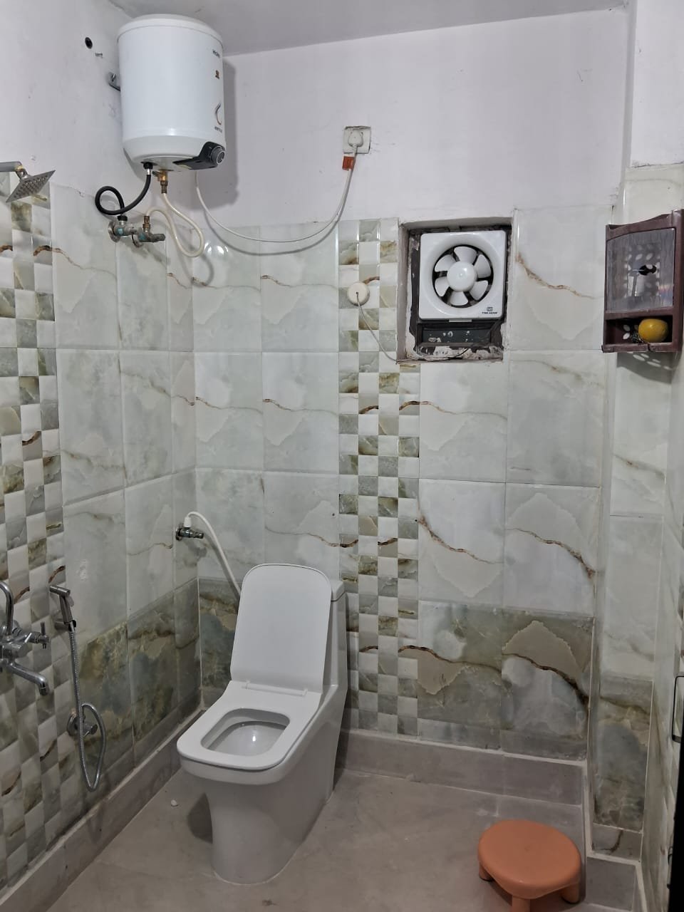 3bhk fully furnished flat for rent in shaikpeth image 8