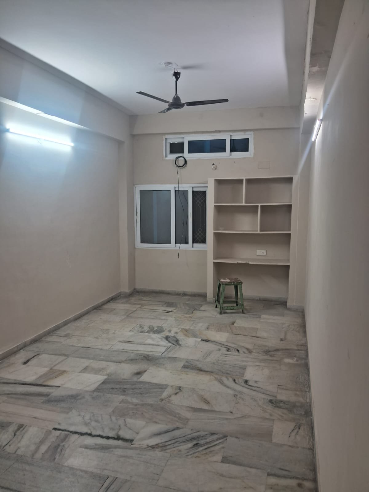 3bhk flat for rent in Tolichowki image 5