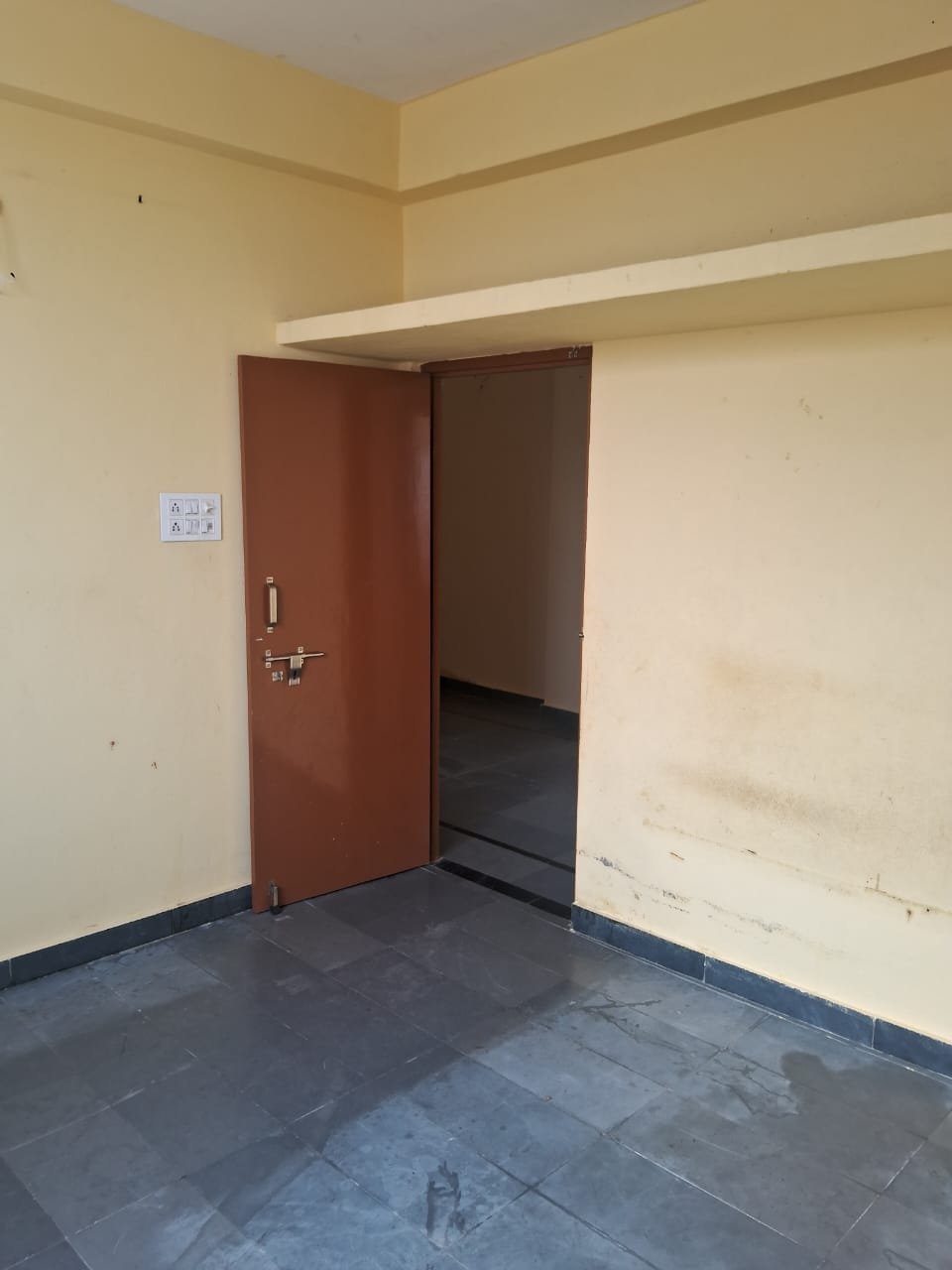 2bhk flat for rent in Tolichowki image 6